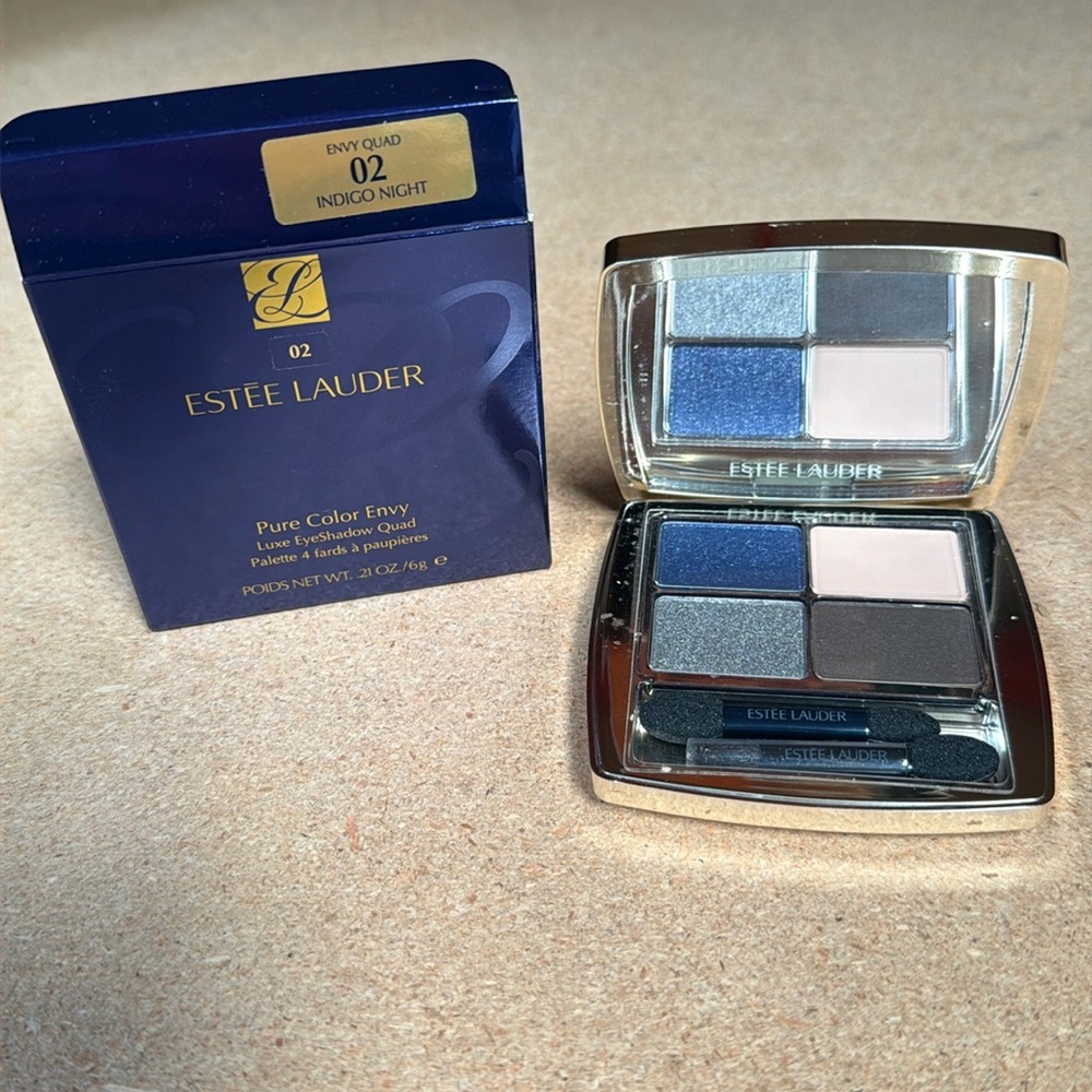 Nwt Estee Lauder Pure Color Envy Luxe Eyeshadow Quad Palette. 02 Indigo Night